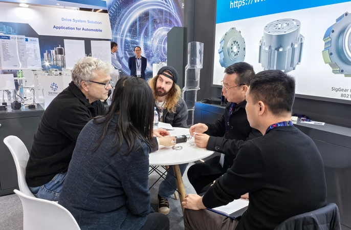西格传动2025德国SPS展会,以精密传动技术链接全球未来(图2) 西格传动2025德国SPS展会,以精密传动技术链接全球未来(图3)